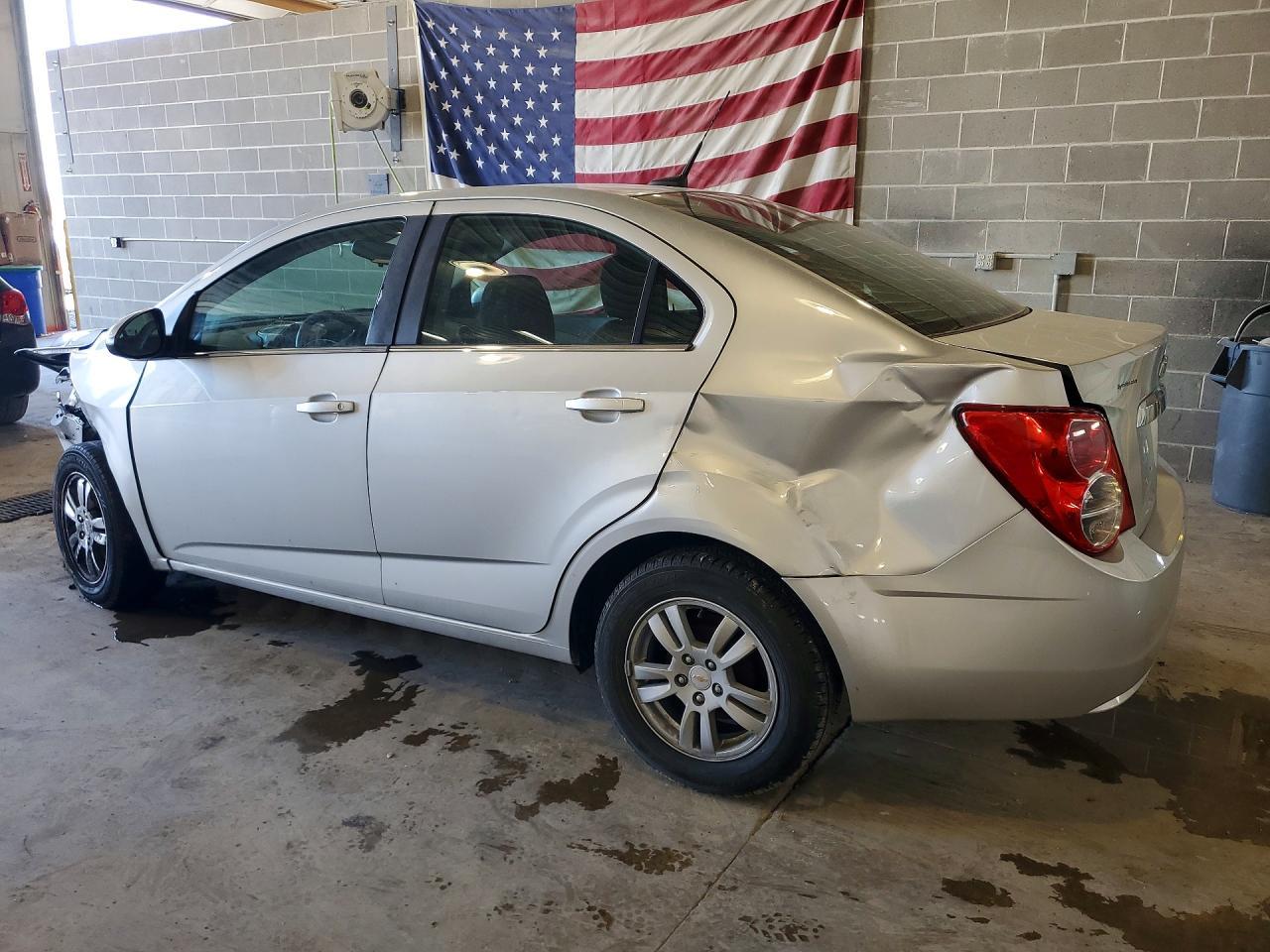 2012 Chevrolet Sonic Lt - Фото 2