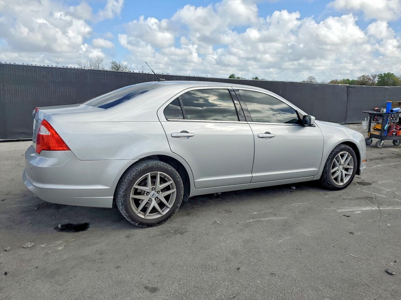 2010 Ford Fusion Sel - Image 3