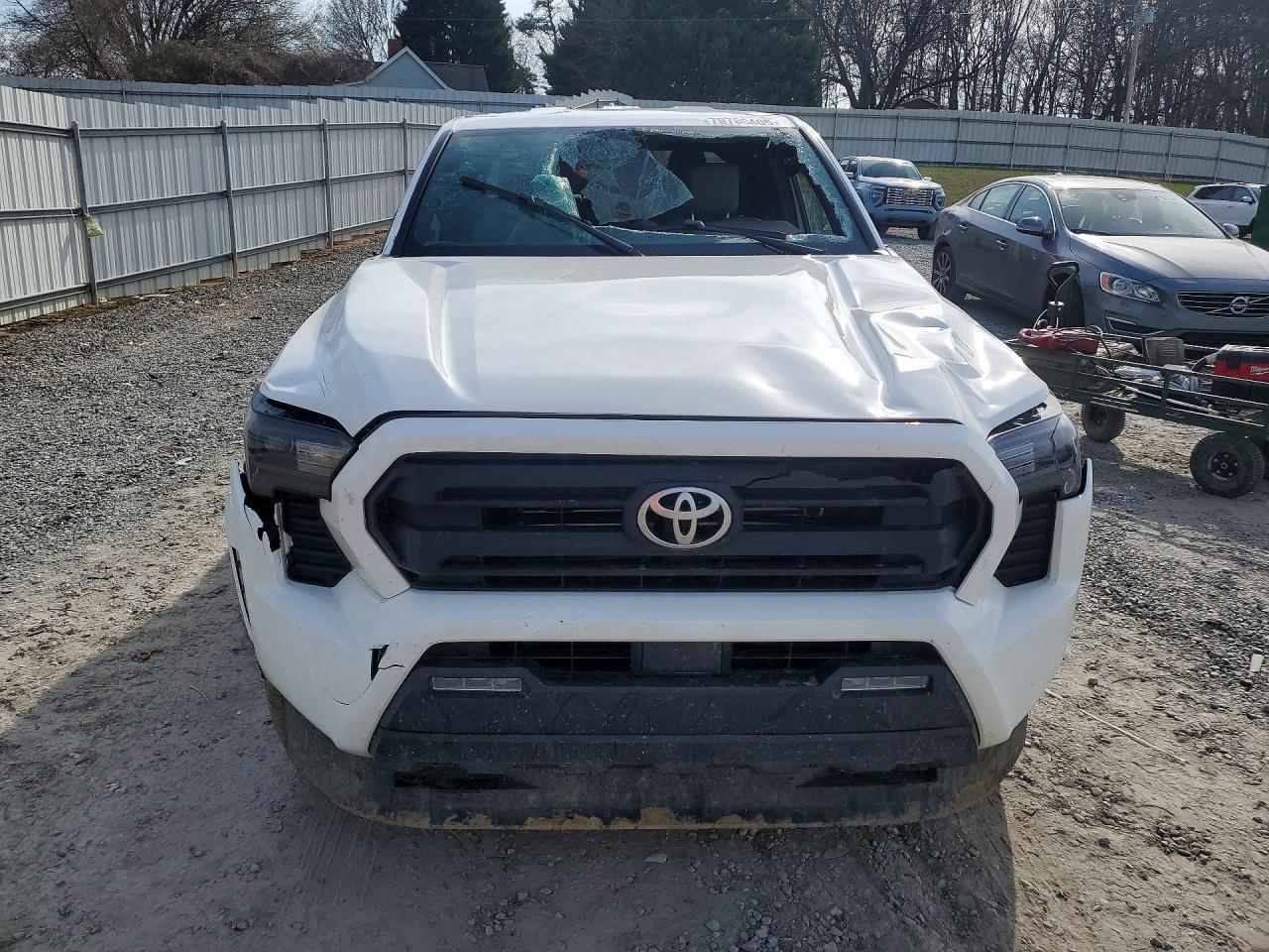 2025 Toyota Tacoma Sr5 - Image 5