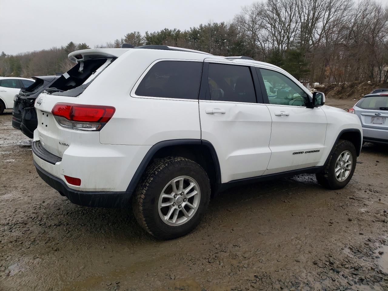 2020 Jeep Grand Cherokee Laredo - Фото 3