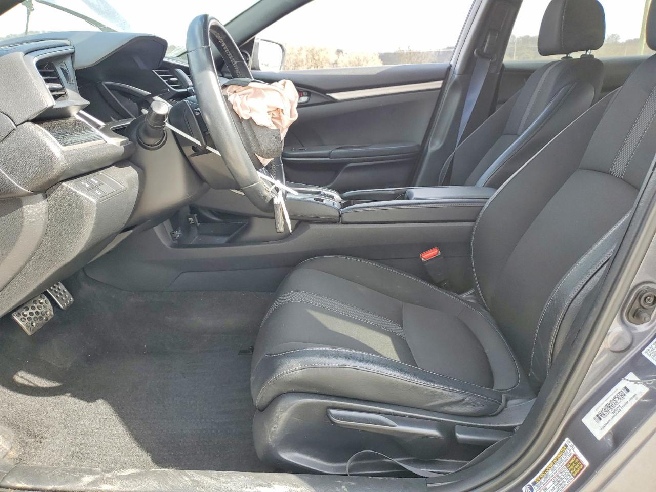 2019 Honda Civic Sport - Image 7