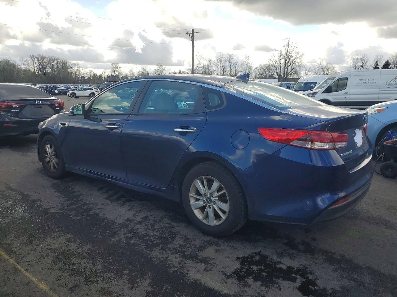 2017 Kia Optima Lx - Фото 2