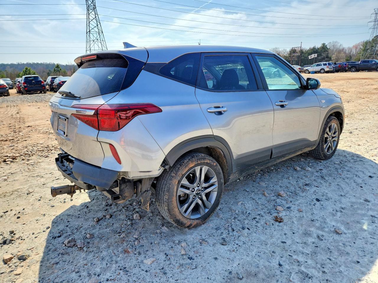 2022 Kia Seltos Lx - Фото 3