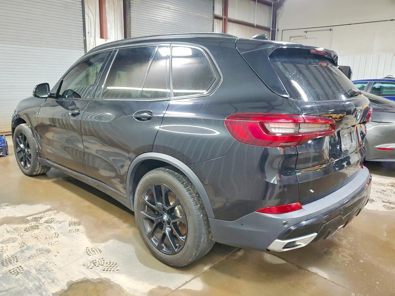 2020 BMW X5 xDrive40I - Фото 2