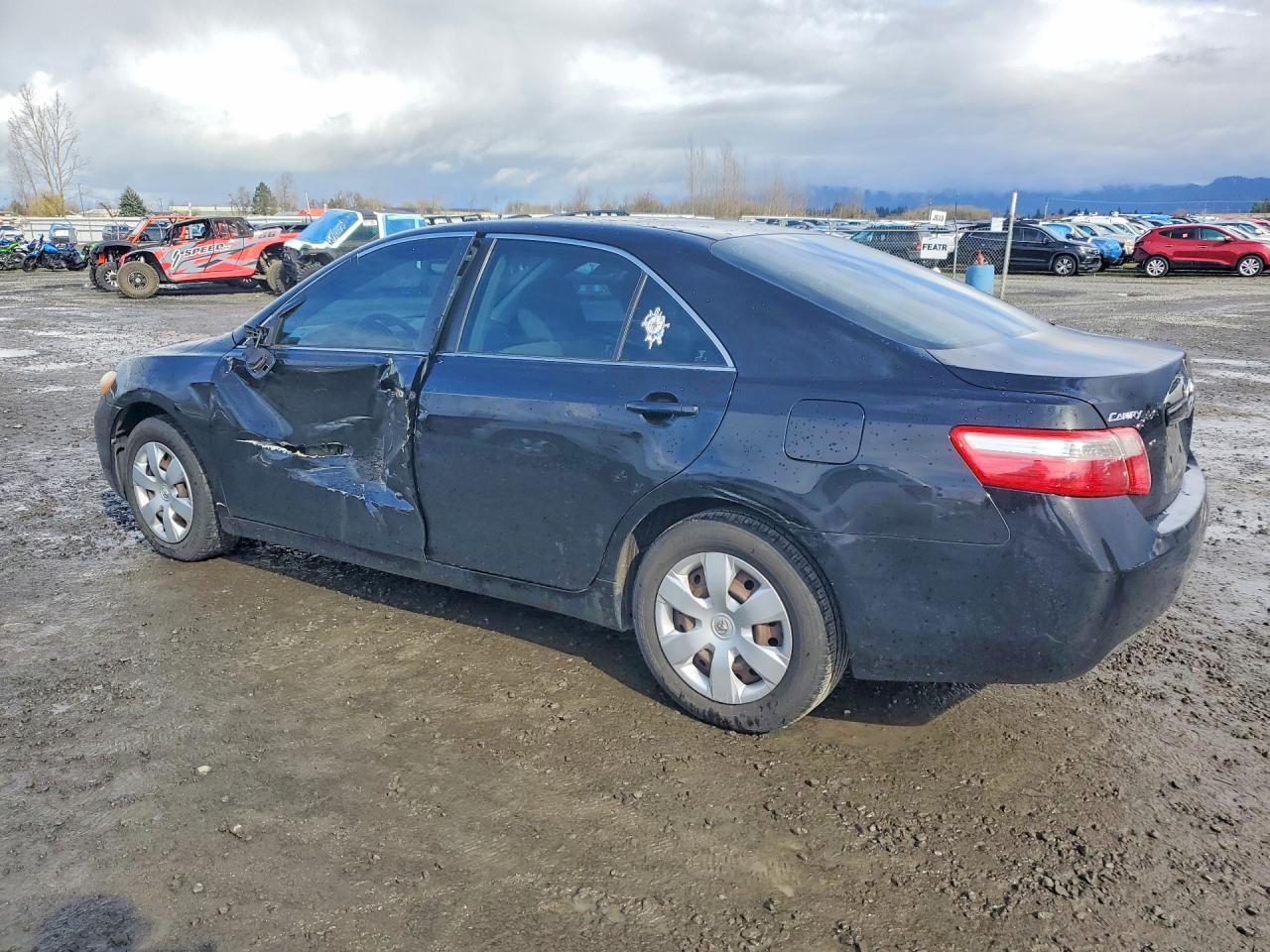 2007 Toyota Camry Le - Image 2