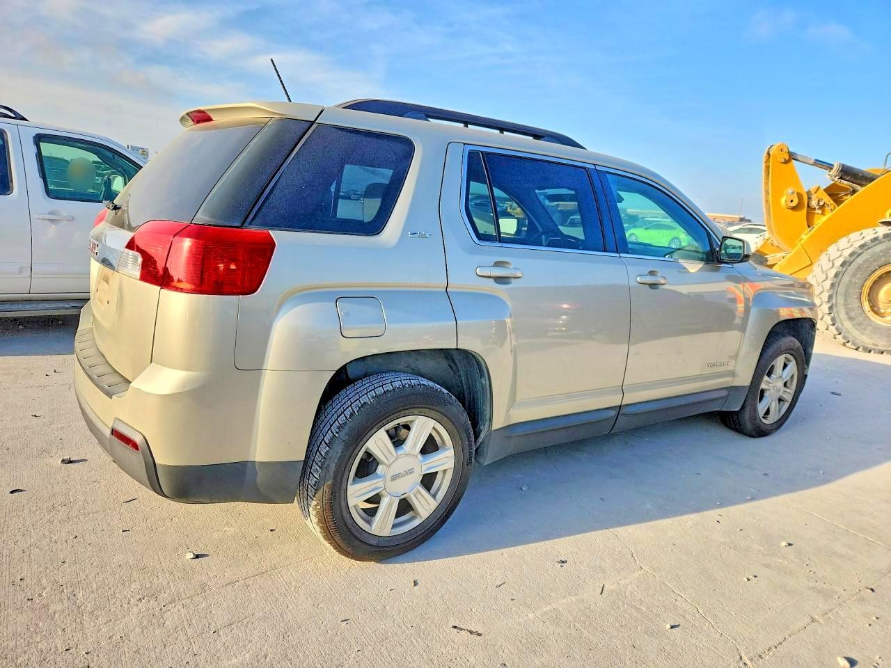 2015 GMC Terrain Slt - Image 3