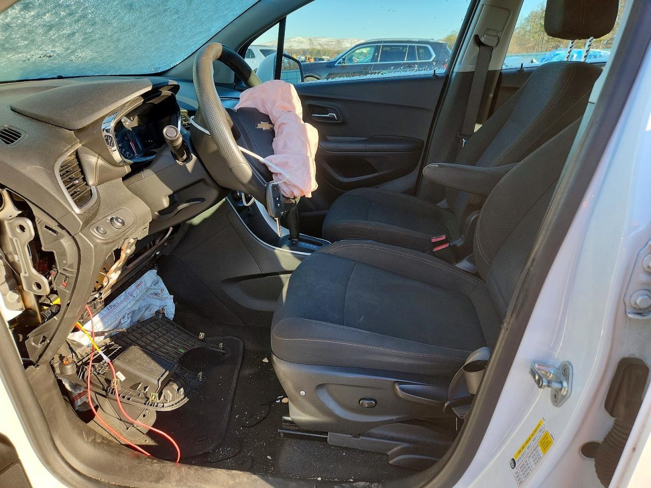 2021 Chevrolet Trax Ls - Image 7