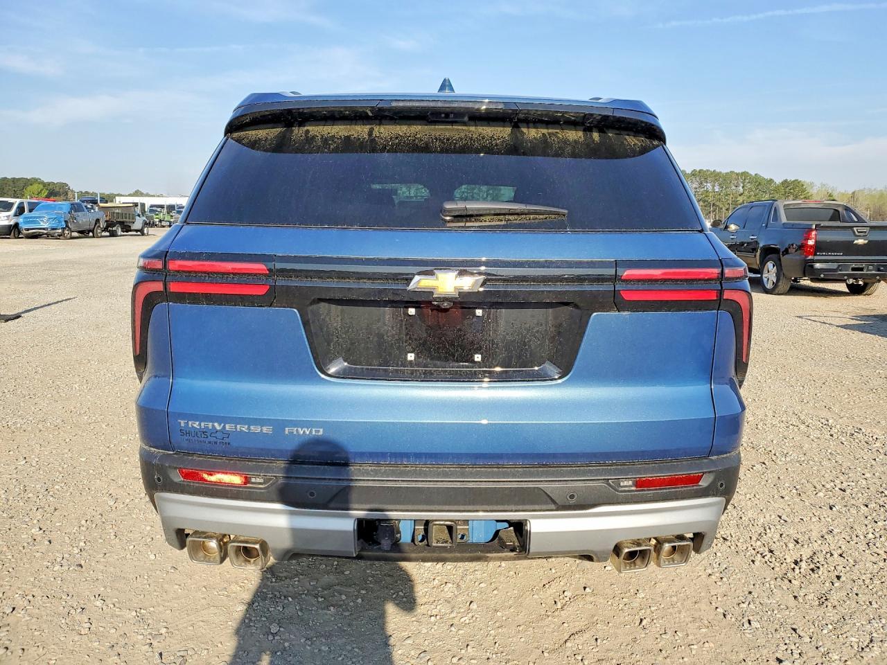 2026 Chev Traverse - Image 6