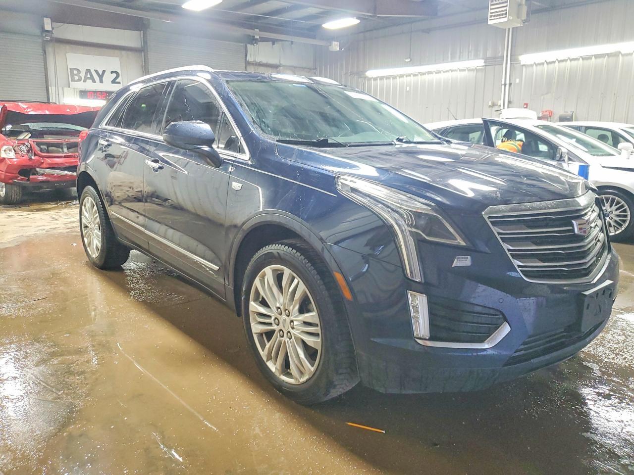 2017 Cadillac Xt5 Premium Luxury - Image 4