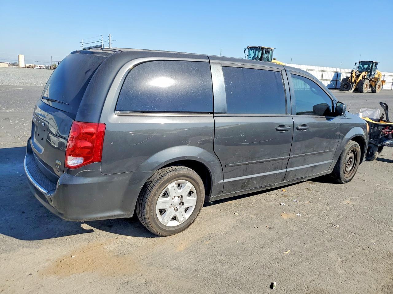 2012 Dodge Grand Caravan Se - Image 3