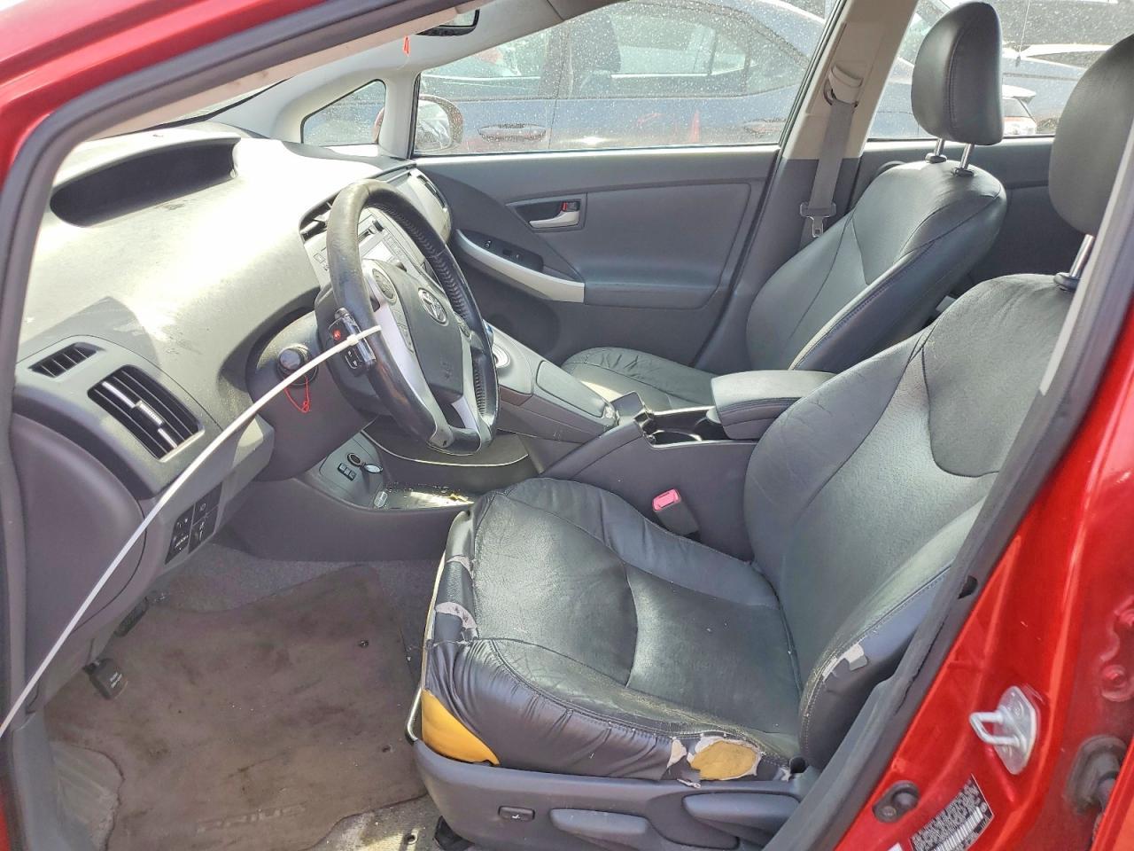 2010 Toyota Prius V - Фото 7