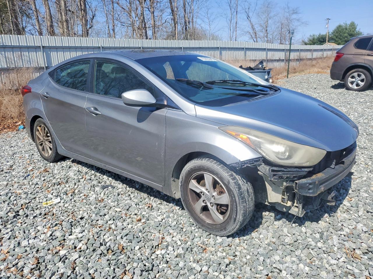 2015 Hyundai Elantra Se - Image 4