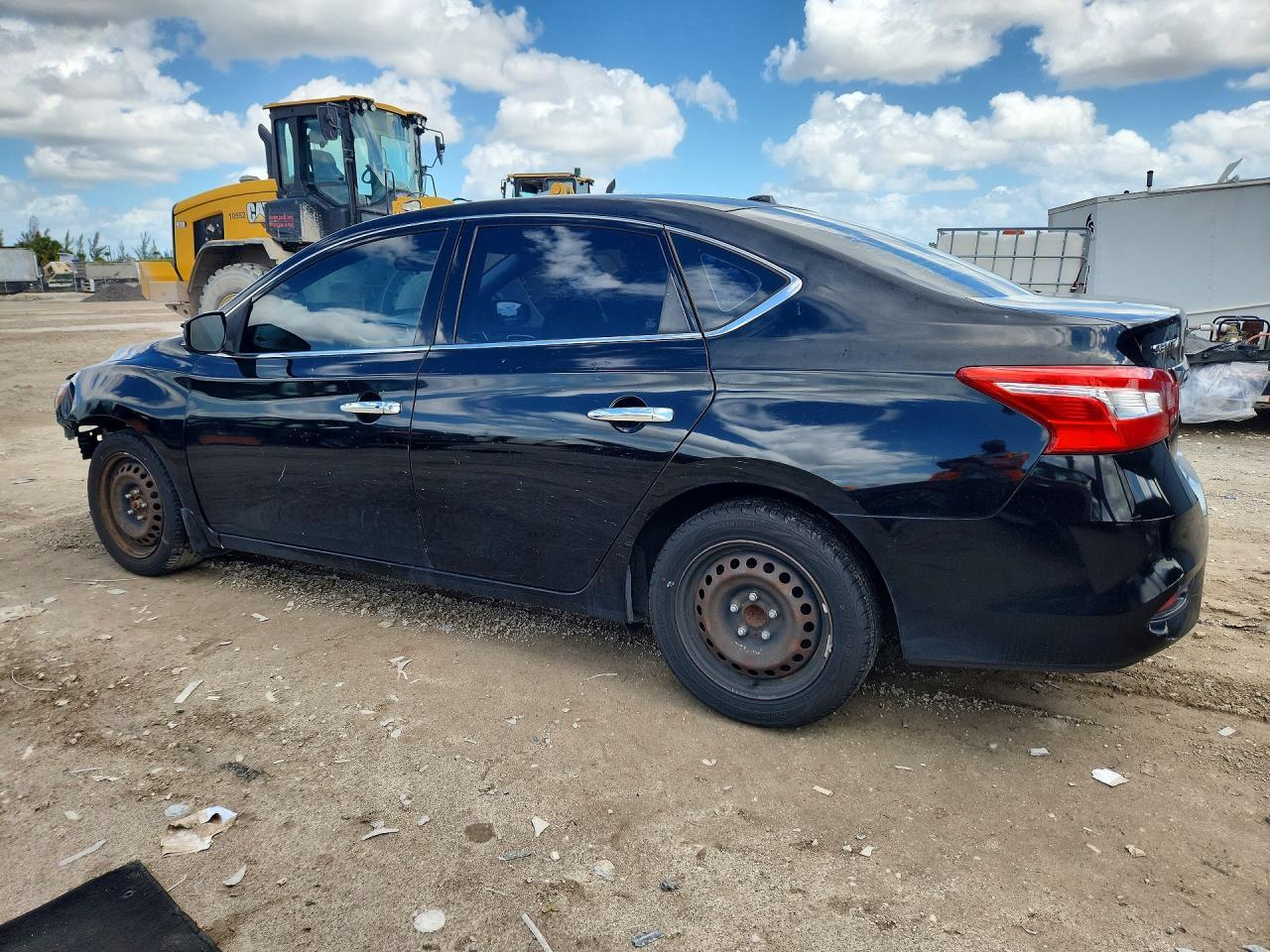 2017 Nissan Sentra Sv - Фото 2