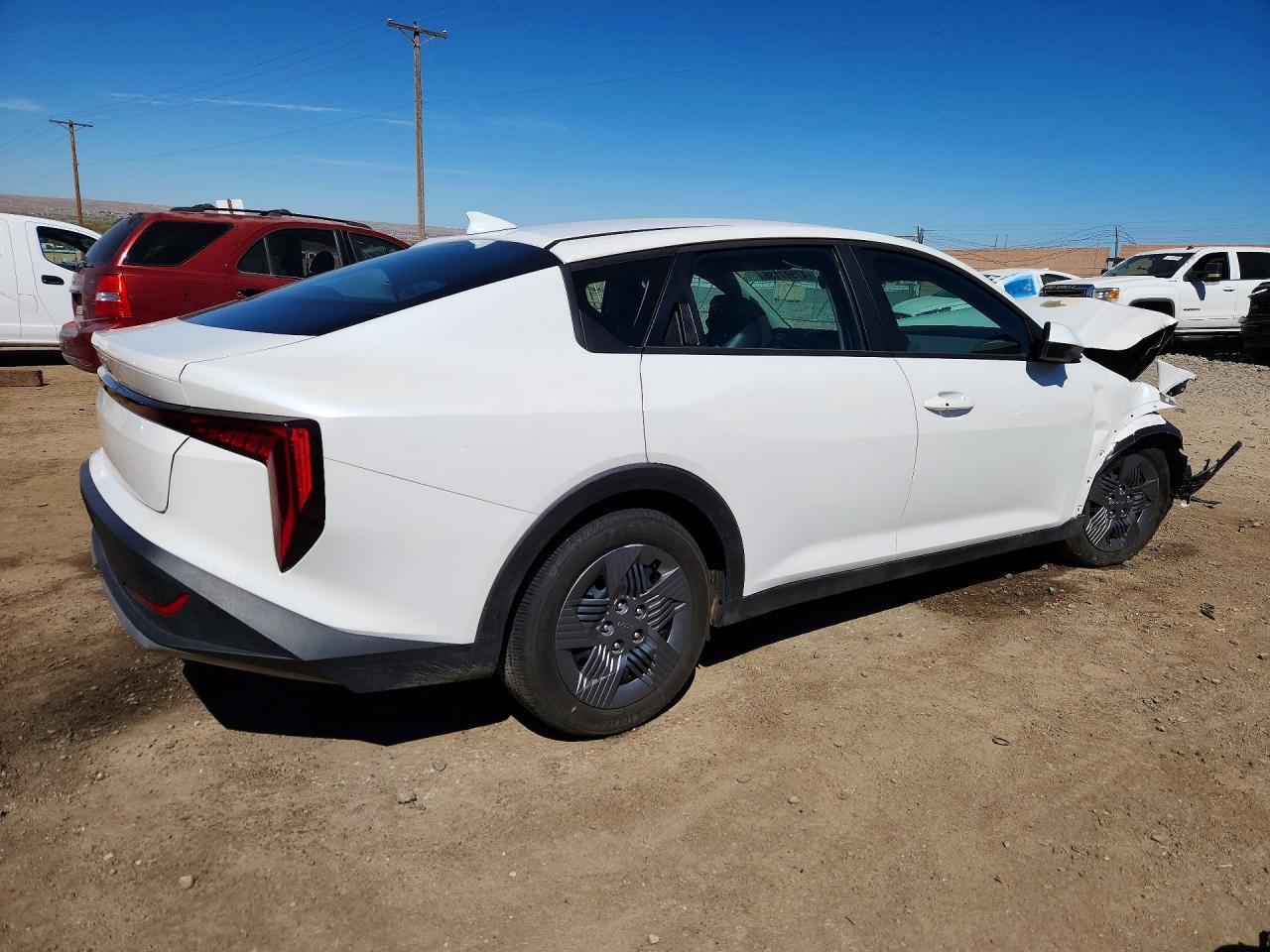2025 Kia K4 Lx - Фото 3