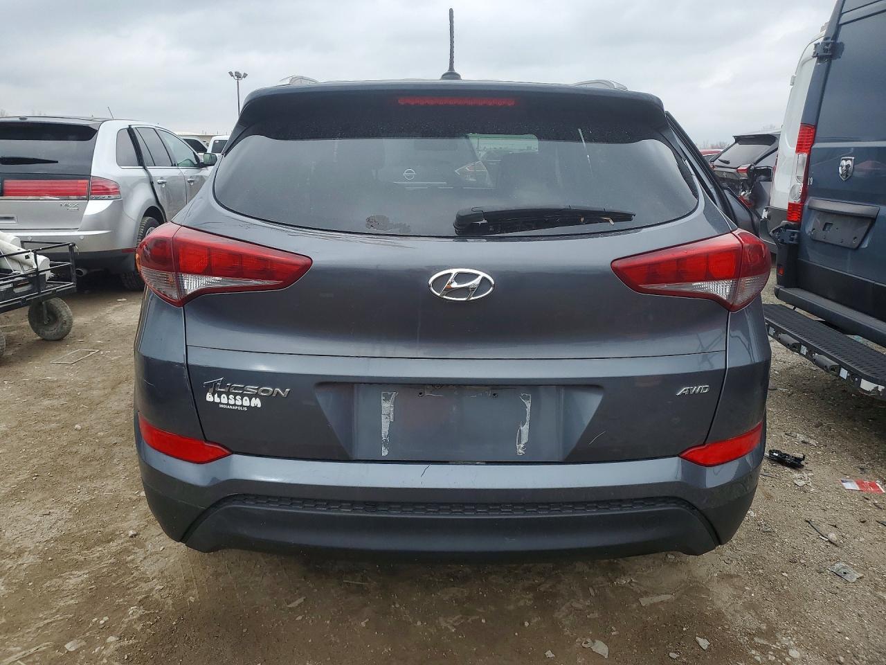 2016 Hyundai Tucson Se - Image 6