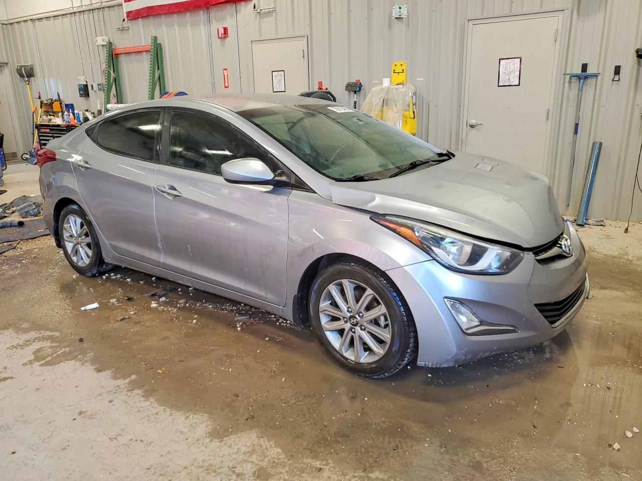 2016 Hyundai Elantra Se - Фото 4