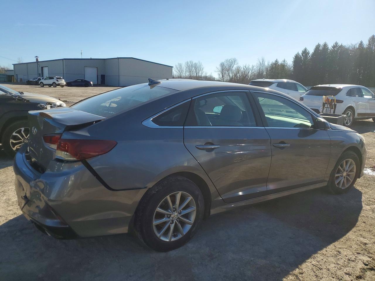 2019 Hyundai Sonata - Фото 3