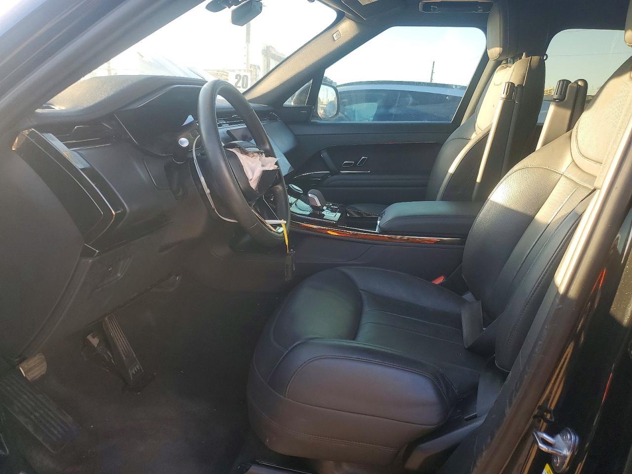 2023 Land Rover Range Rover Sport Dynamic Se - Image 7