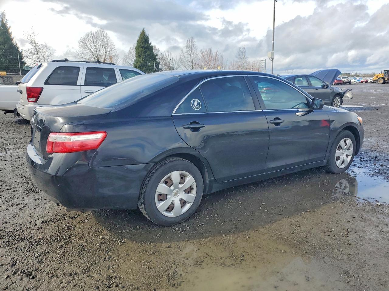 2007 Toyota Camry Le - Image 3