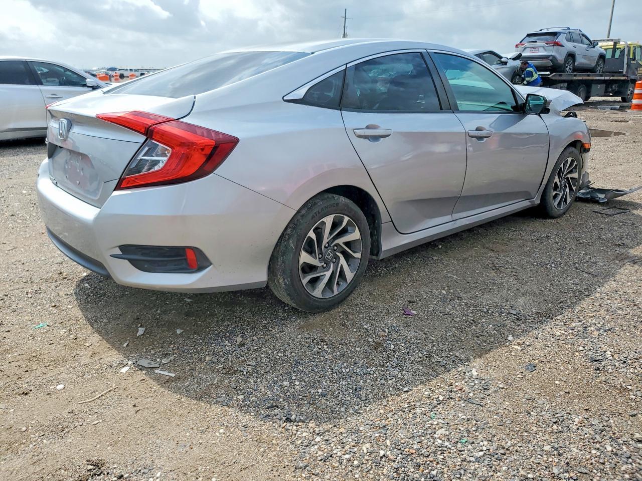 2016 Honda Civic Ex - Фото 3