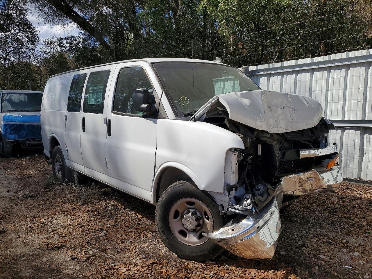 2022 Chevrolet Express G2500 - Image 4