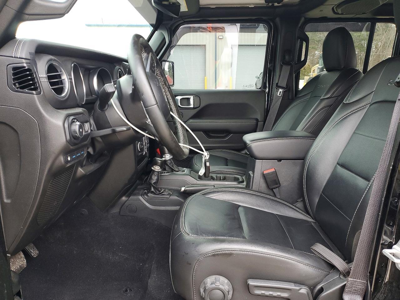 2023 Jeep Wrangler Sahara 4Xe - Фото 7