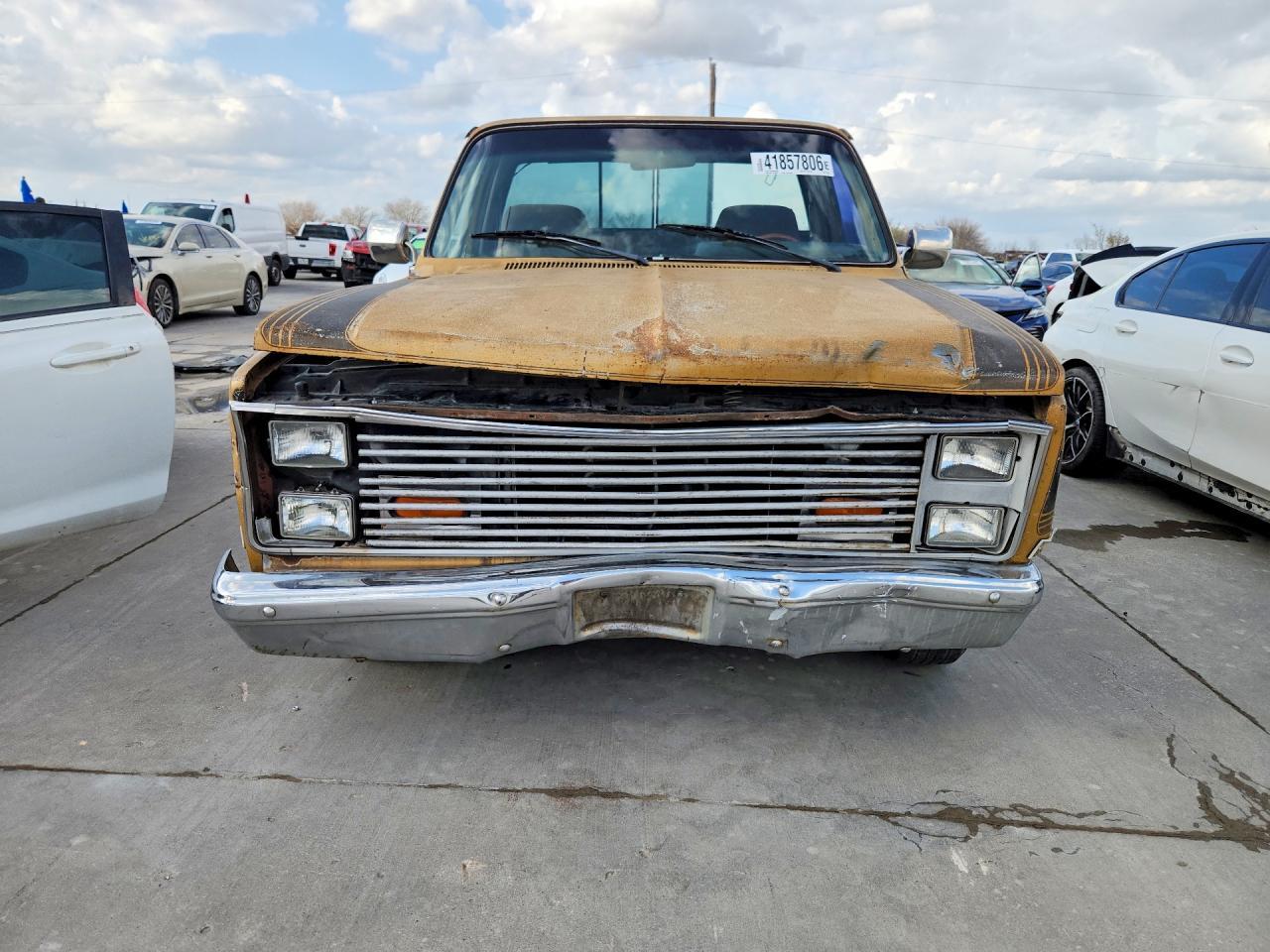 1986 Chevrolet C10 - Image 5