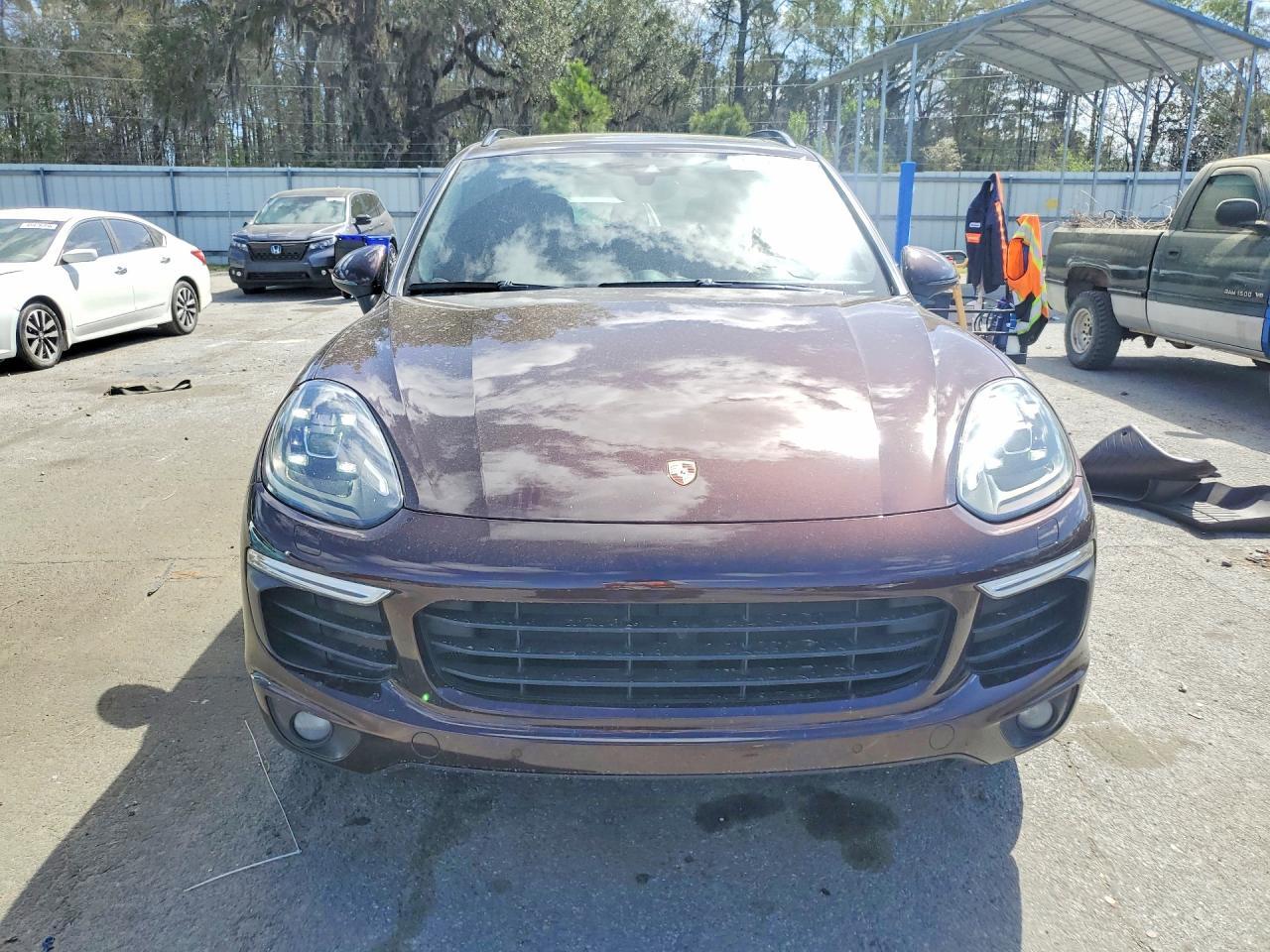 2017 Porsche Cayenne - Image 5