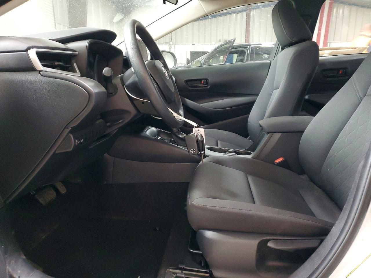 2023 Toyota Corolla Le - Image 7