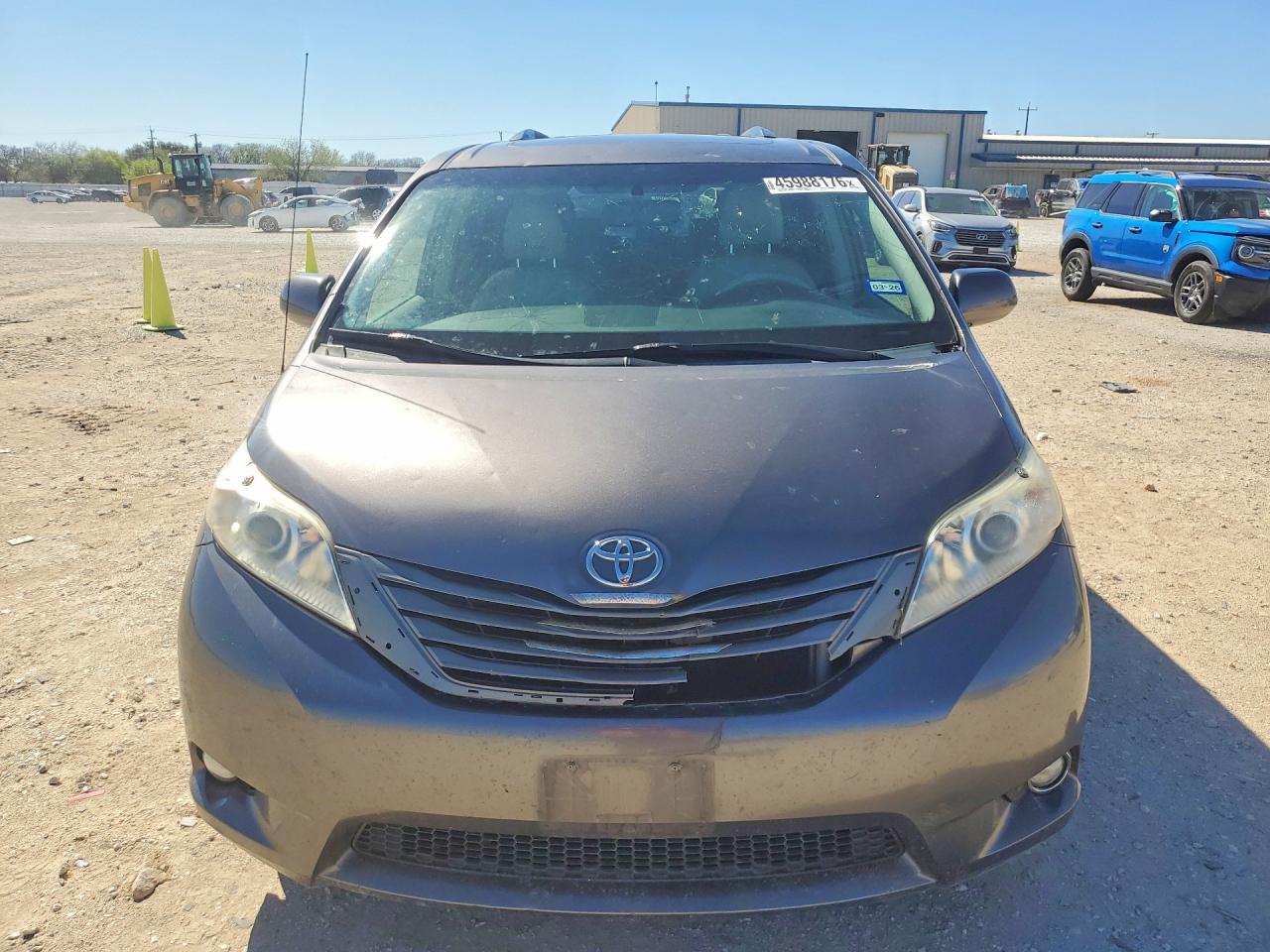 2014 Toyota Sienna Xle 8-Passenger - Фото 5
