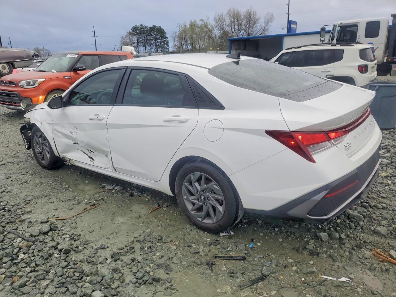2024 Hyundai Elantra Sel - Фото 2
