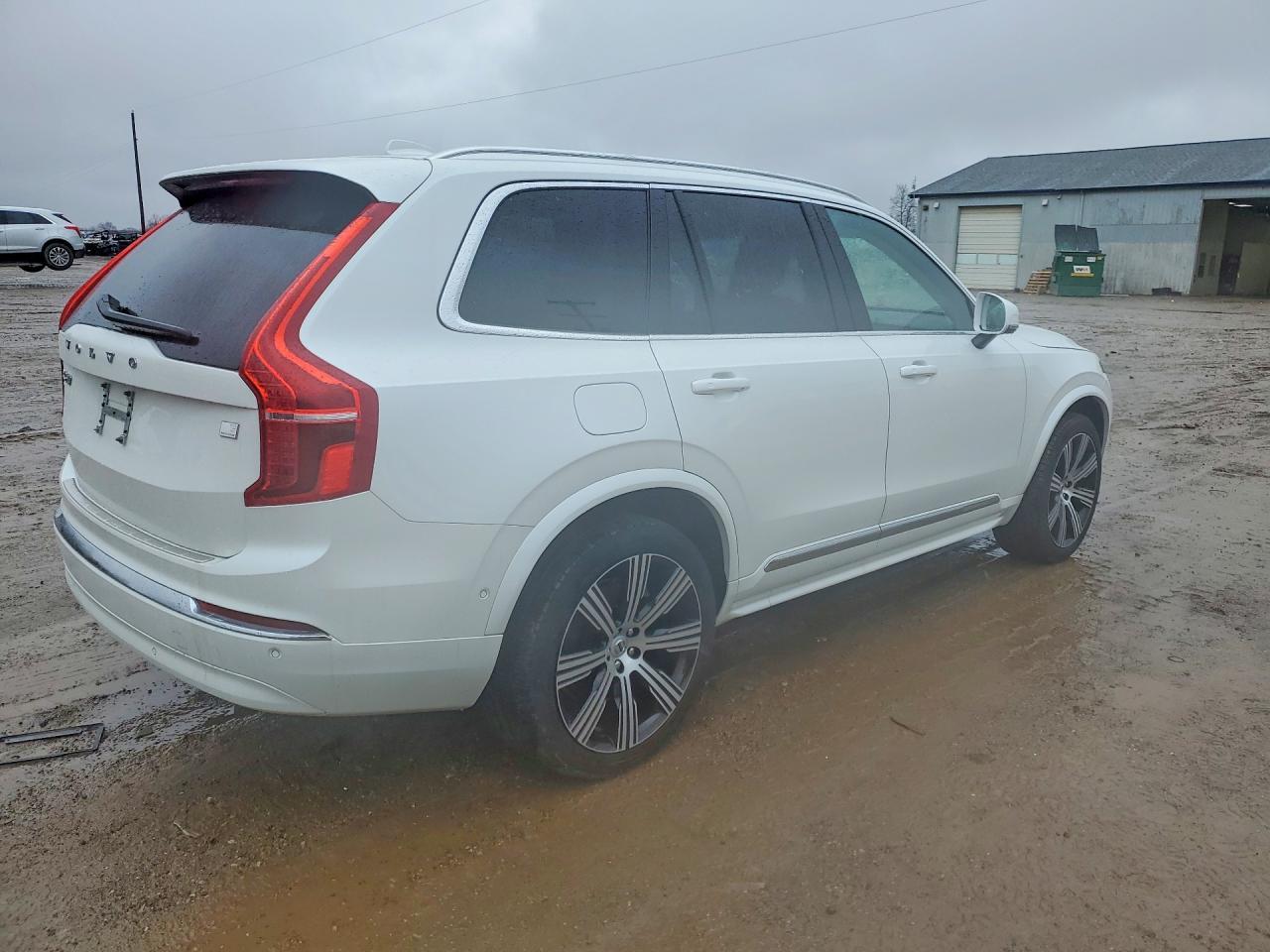 2024 Volvo Xc90 Plus - Image 3