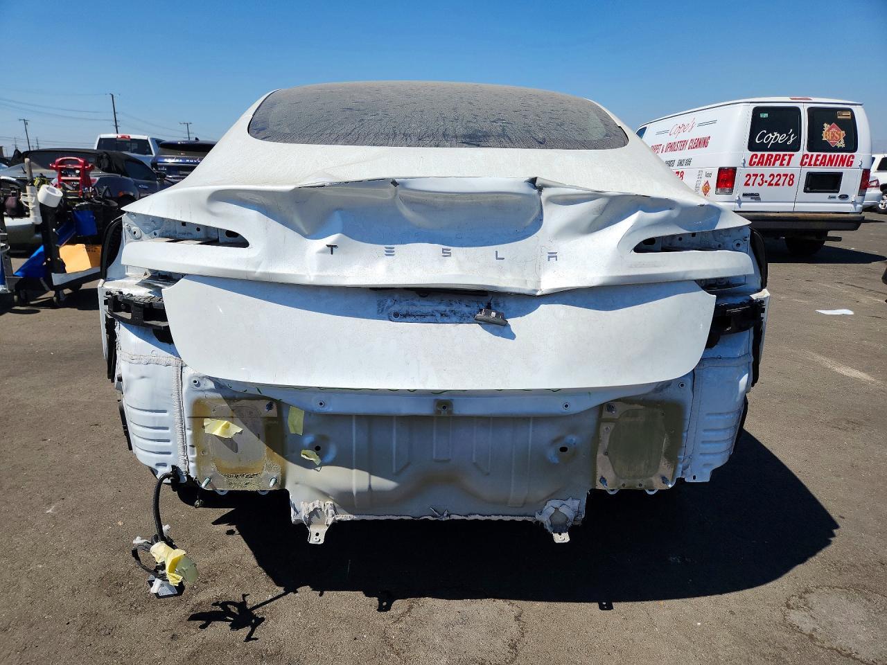 2024 Tesla Model 3 - Фото 6