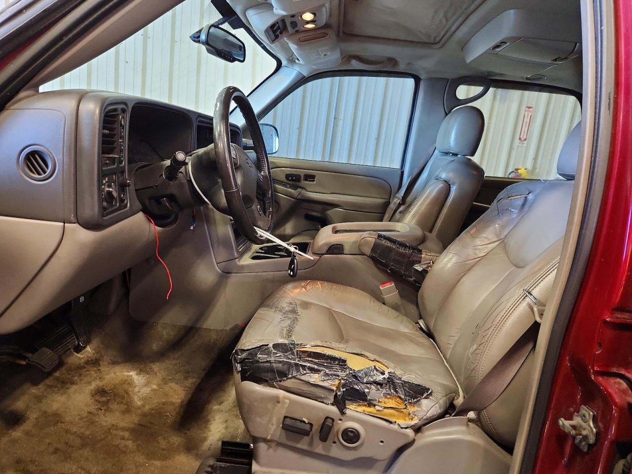 2004 Chevrolet Tahoe K1500 - Image 7