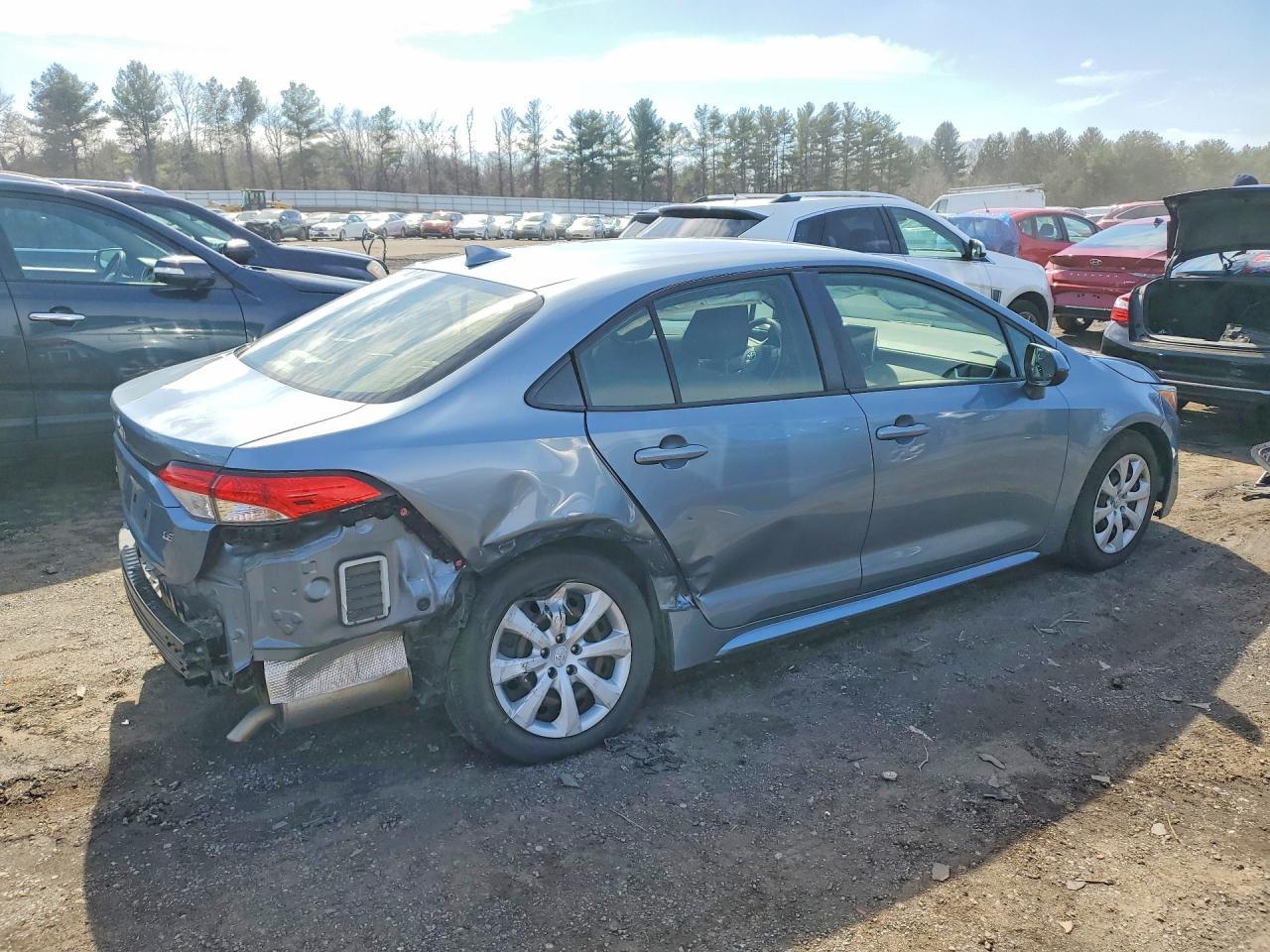 2020 Toyota Corolla Le - Image 3