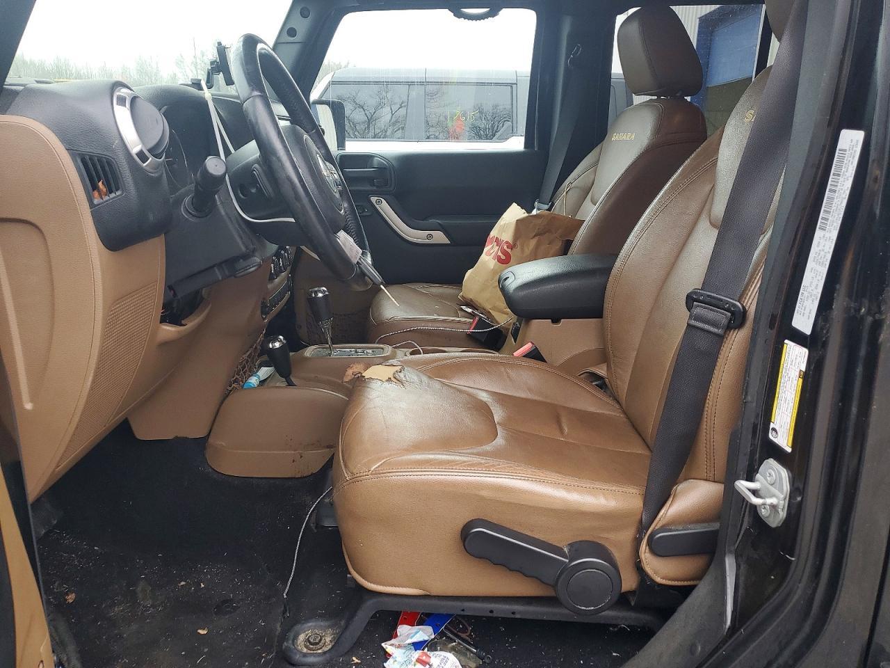 2015 Jeep Wrangler Unlimited Sahara - Фото 7