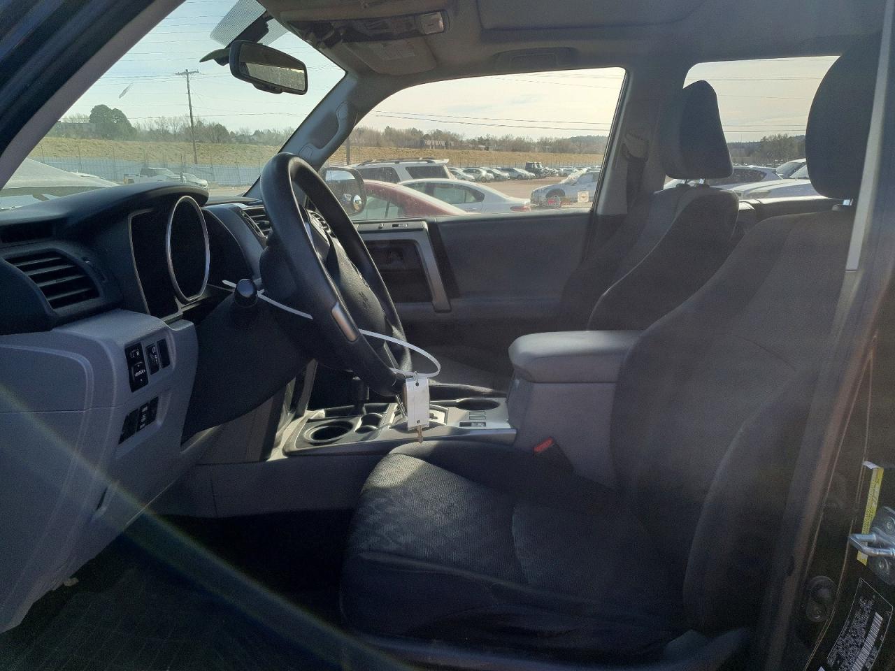 2010 Toyota 4Runner Trail - Image 7