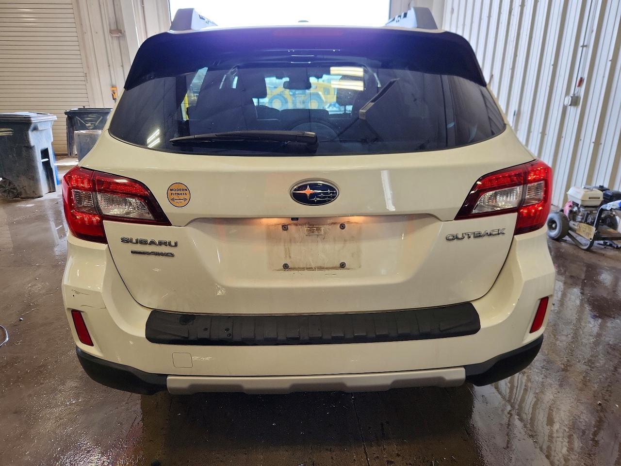 2015 Subaru Outback 2.5I Limited - Фото 6