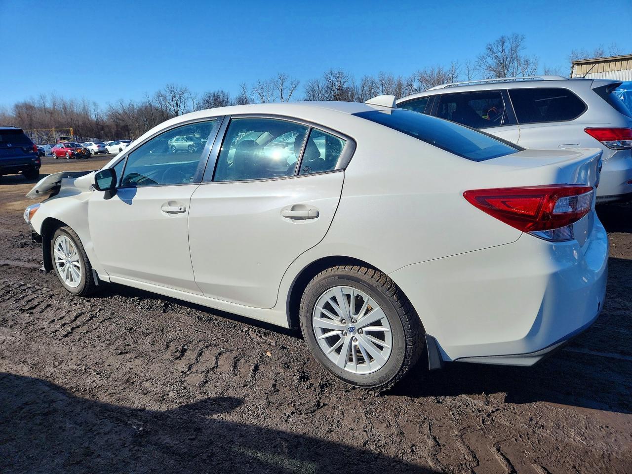 2017 Subaru Impreza Premium Plus - Фото 2
