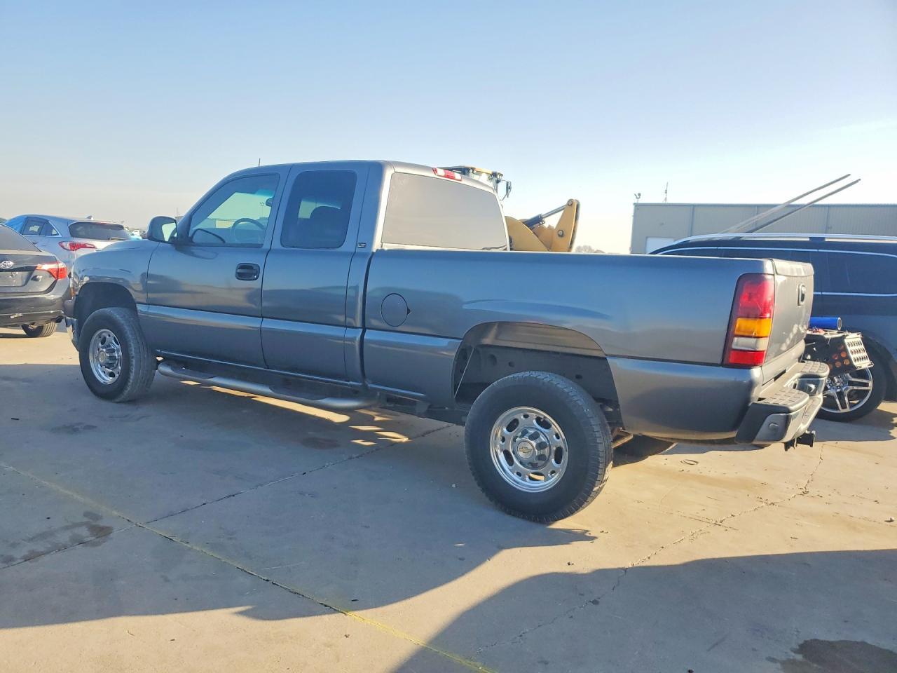 2002 Chevrolet Silverado K2500 Heavy Duty - Фото 2
