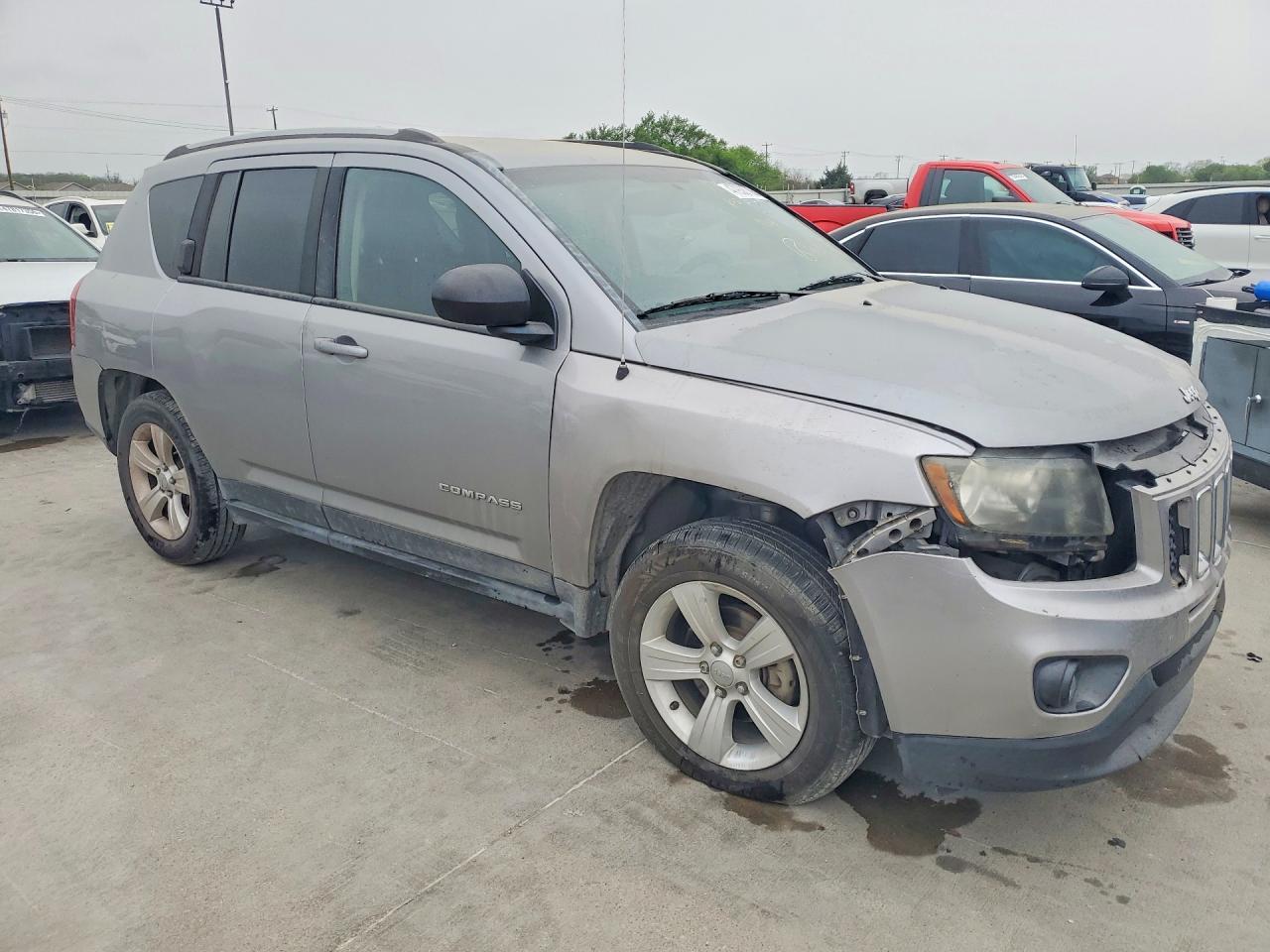 2016 Jeep Compass Sport - Image 4