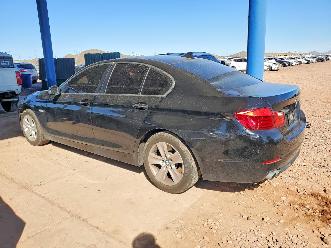 2013 BMW Motorrad 528 Xi - Фото 2