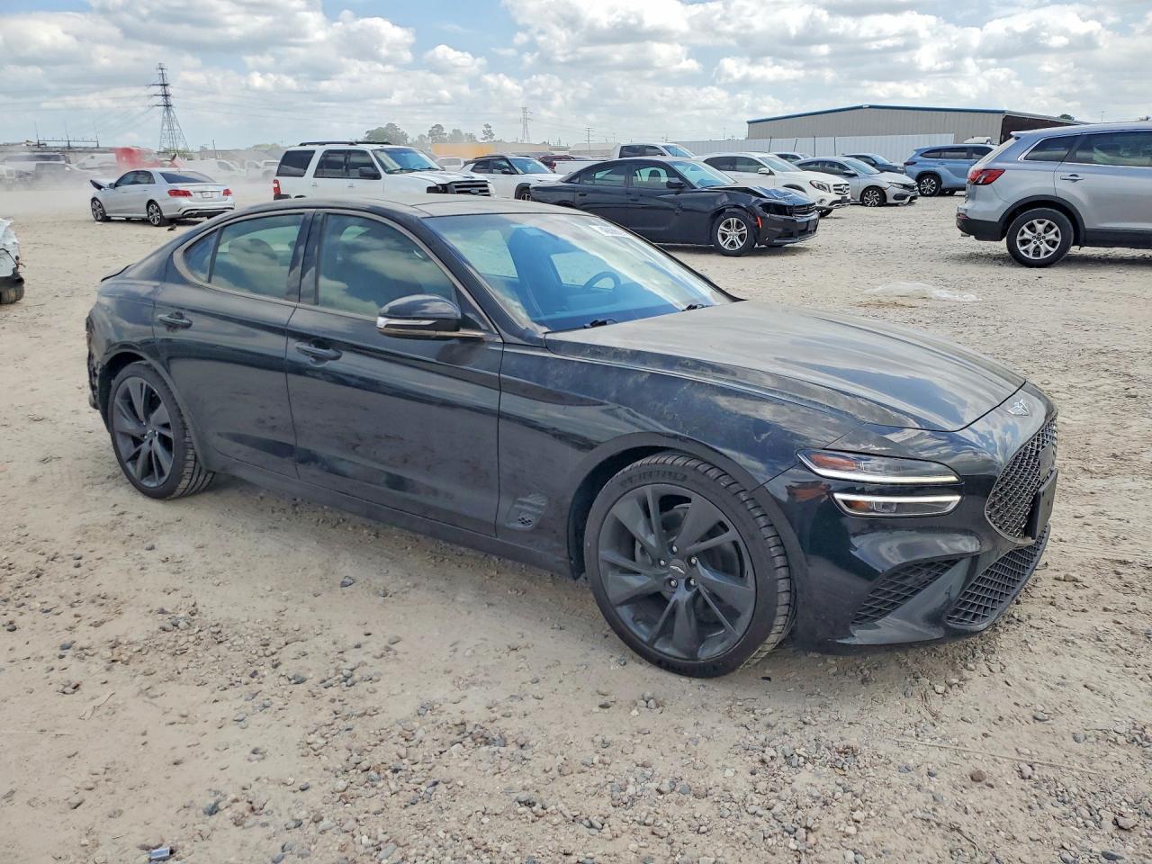 2023 Genesis G70 2.0T - Image 4
