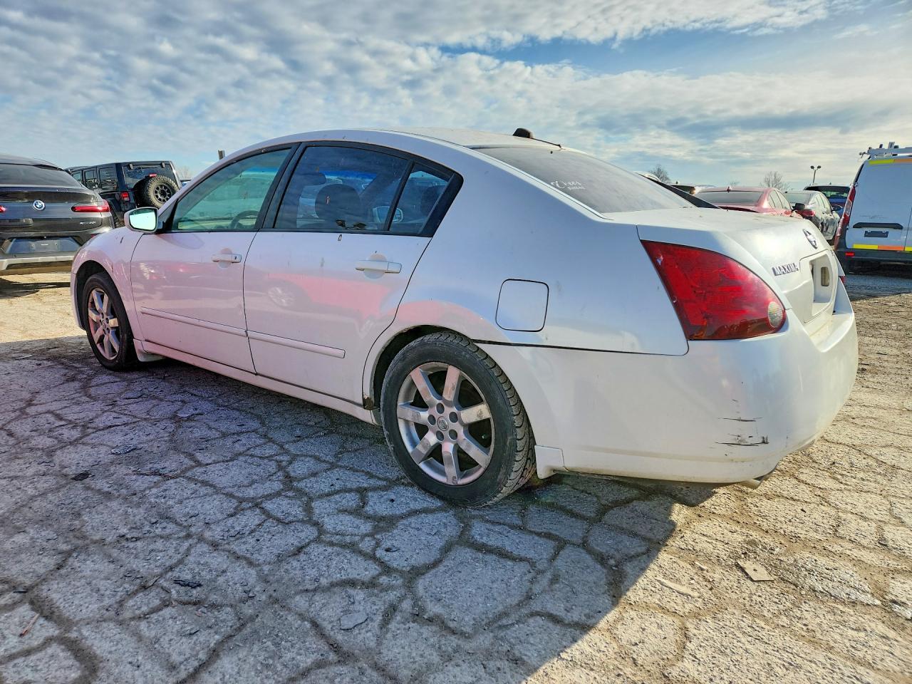 2004 Nissan Maxima 3.5 Se - Image 2