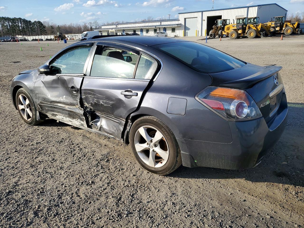 2007 Nissan Altima 3.5 Se - Image 2