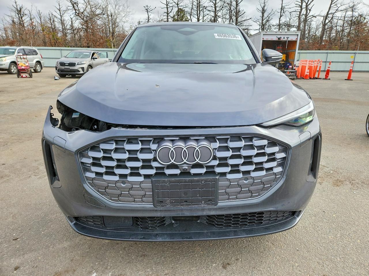 2025 Audi Q5 Premium Plus - Фото 5