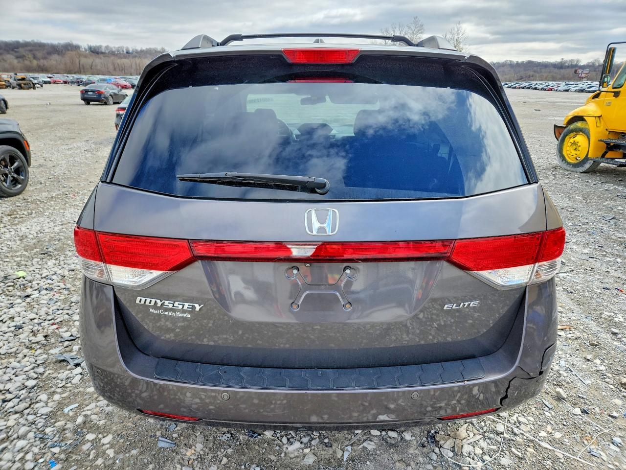 2014 Honda Odyssey Touring - Image 6