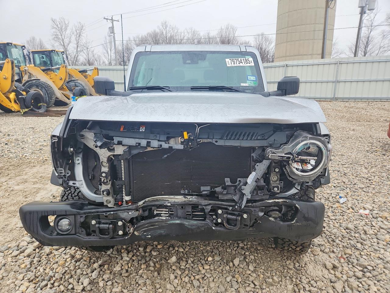 2024 Ford Bronco Black Diamond - Фото 5