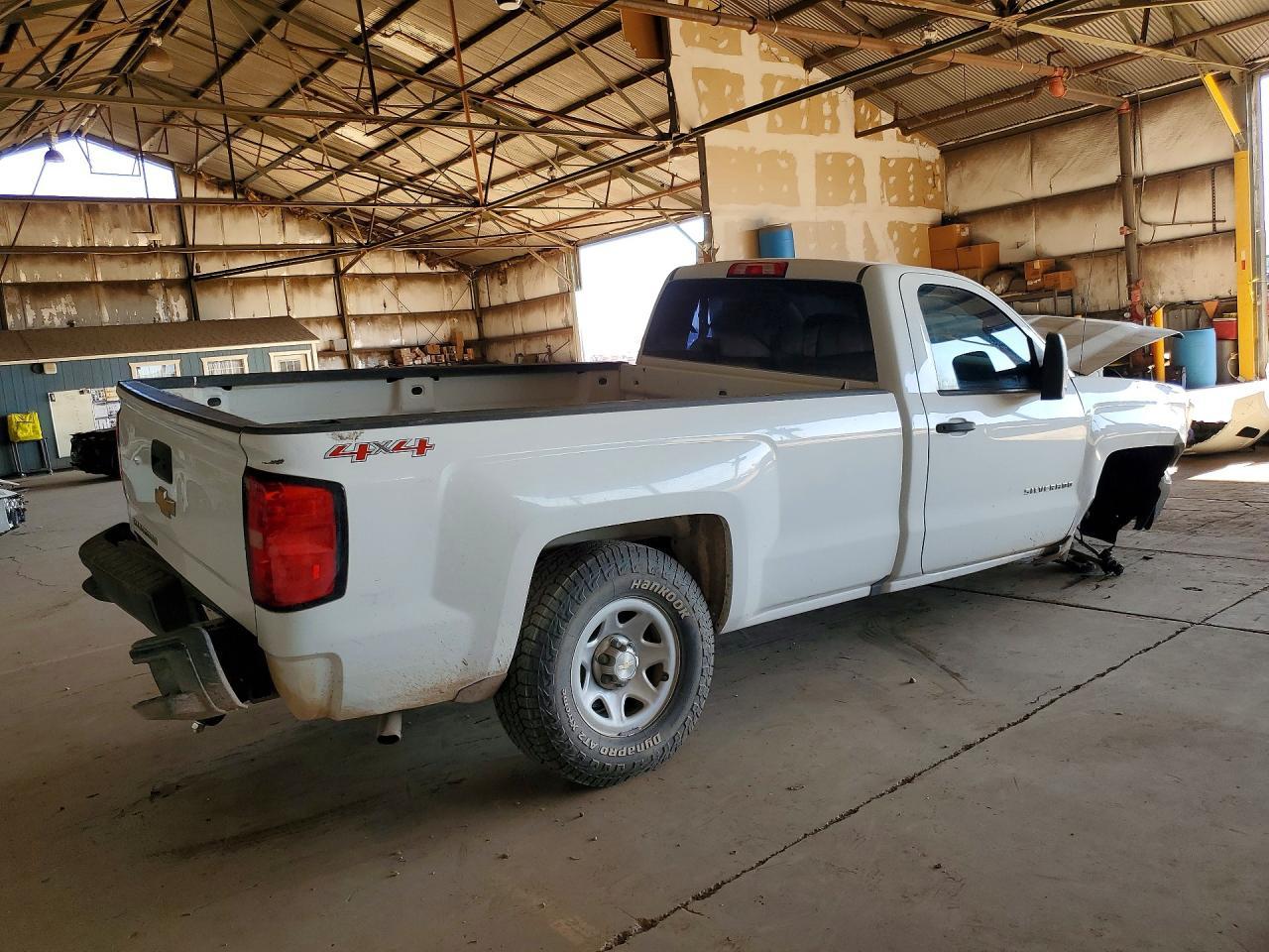 2016 Chevrolet Silverado K1500 - Фото 3