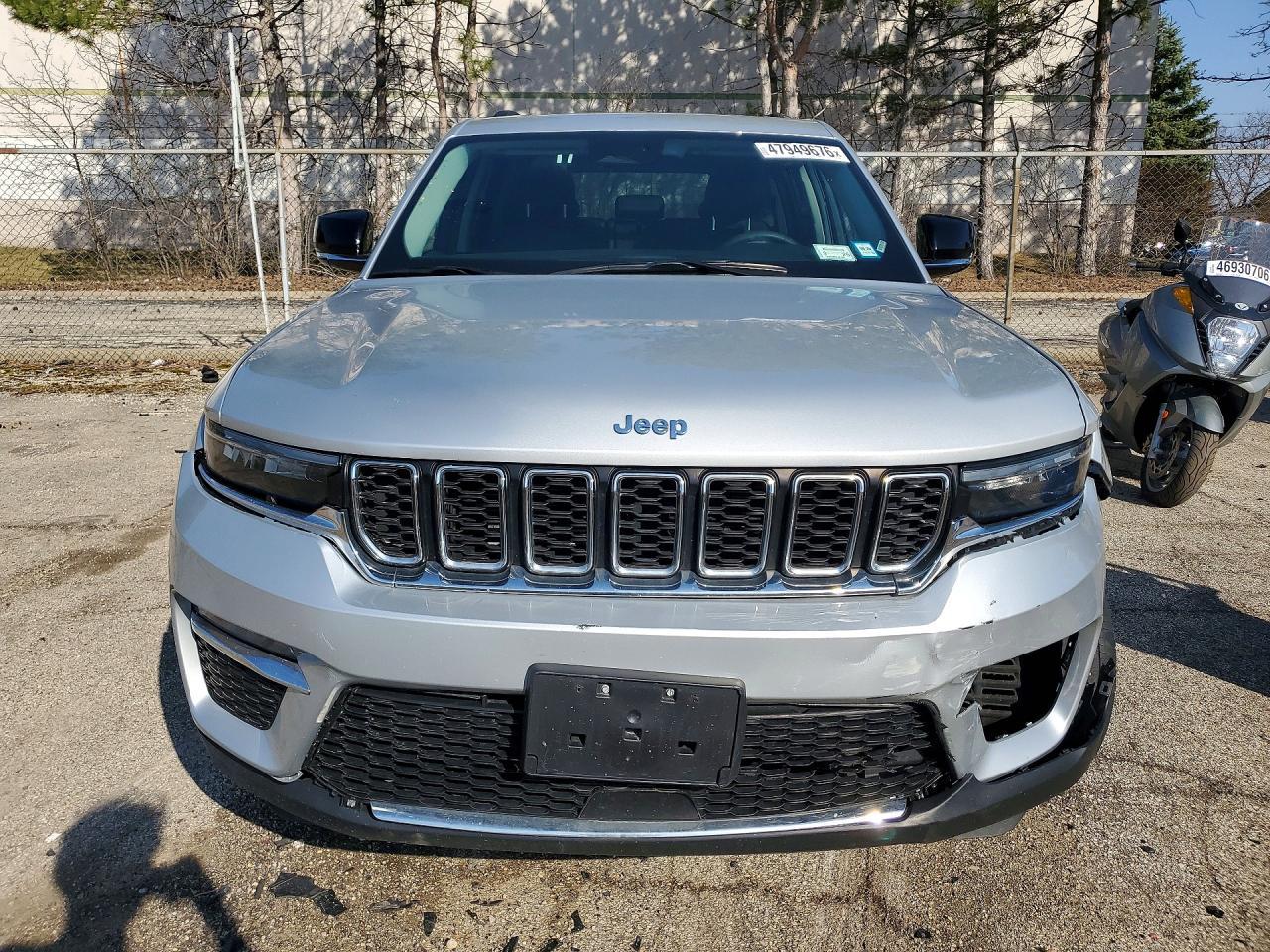 2023 Jeep Grand Cherokee - Image 5